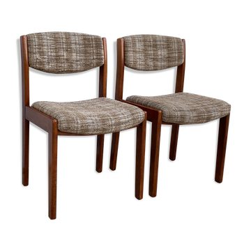 Pair of vintage chairs 1970