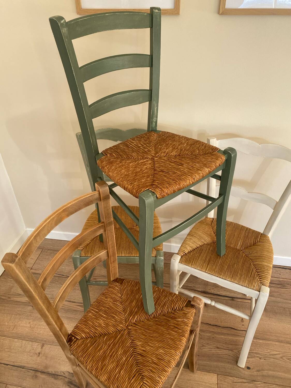Set of 4 chairs