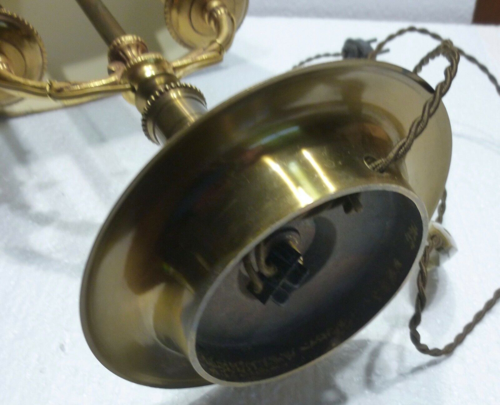 Bronze hot water bottle lamp with tin blind 2 lights