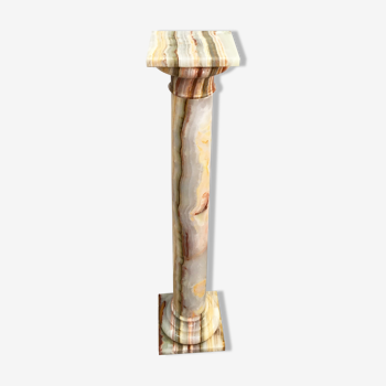 Colonne sellette en onyx