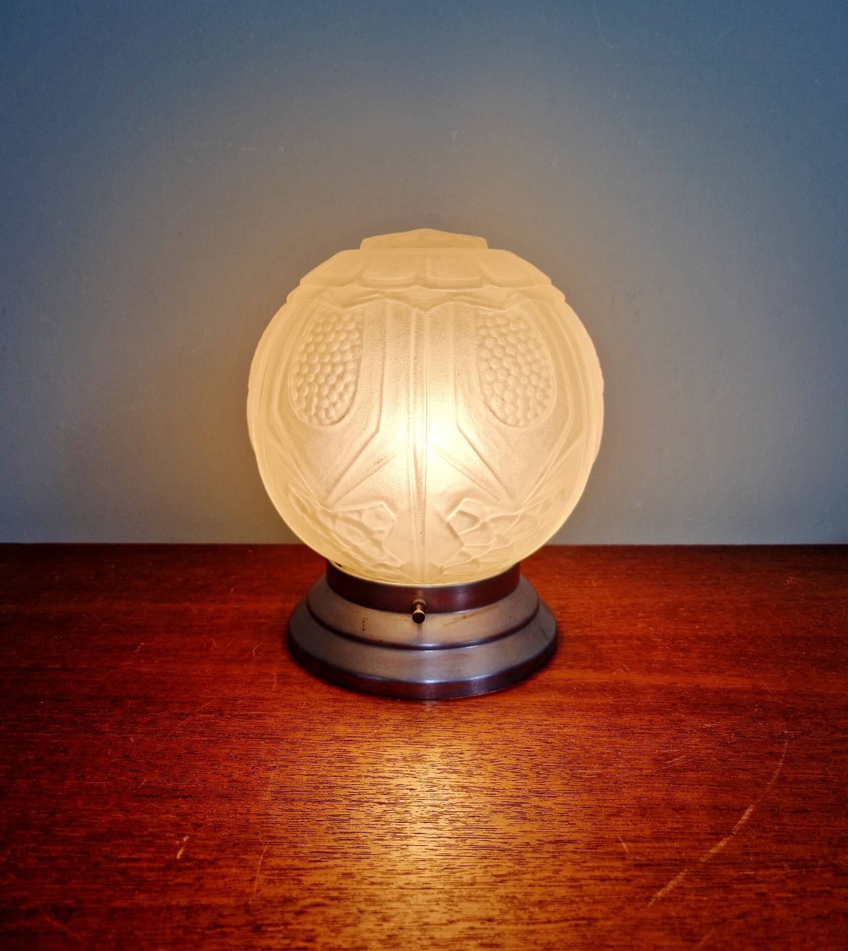 Art Deco ceiling light in frosted pressed glass, 1930