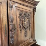 Haentges frères renaissance style cabinet in walnut