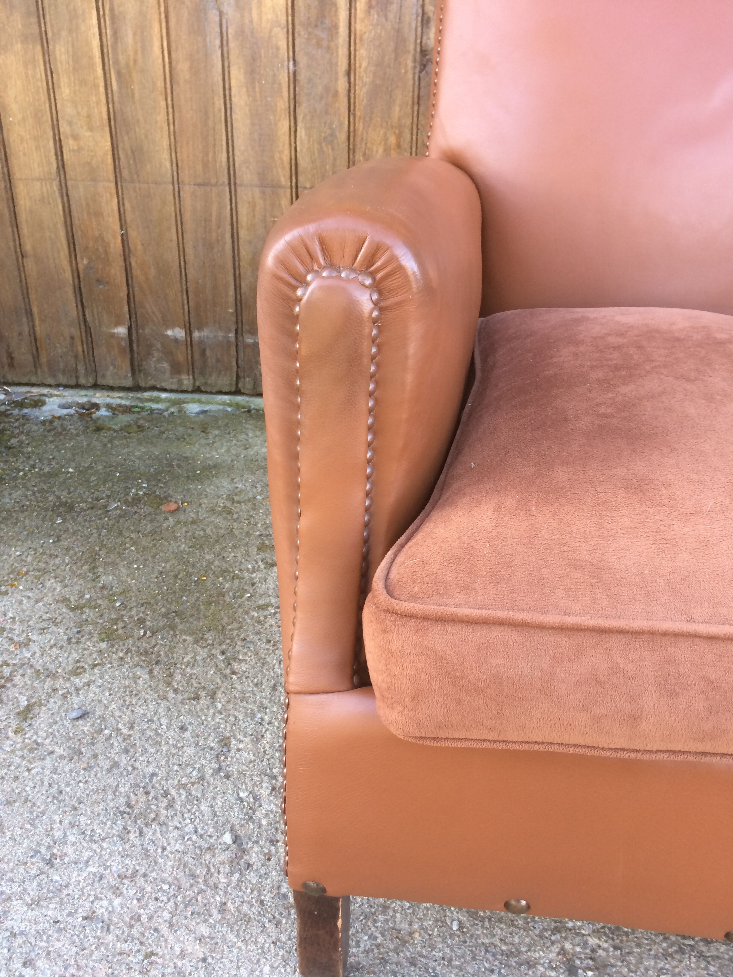 Leather club armchair