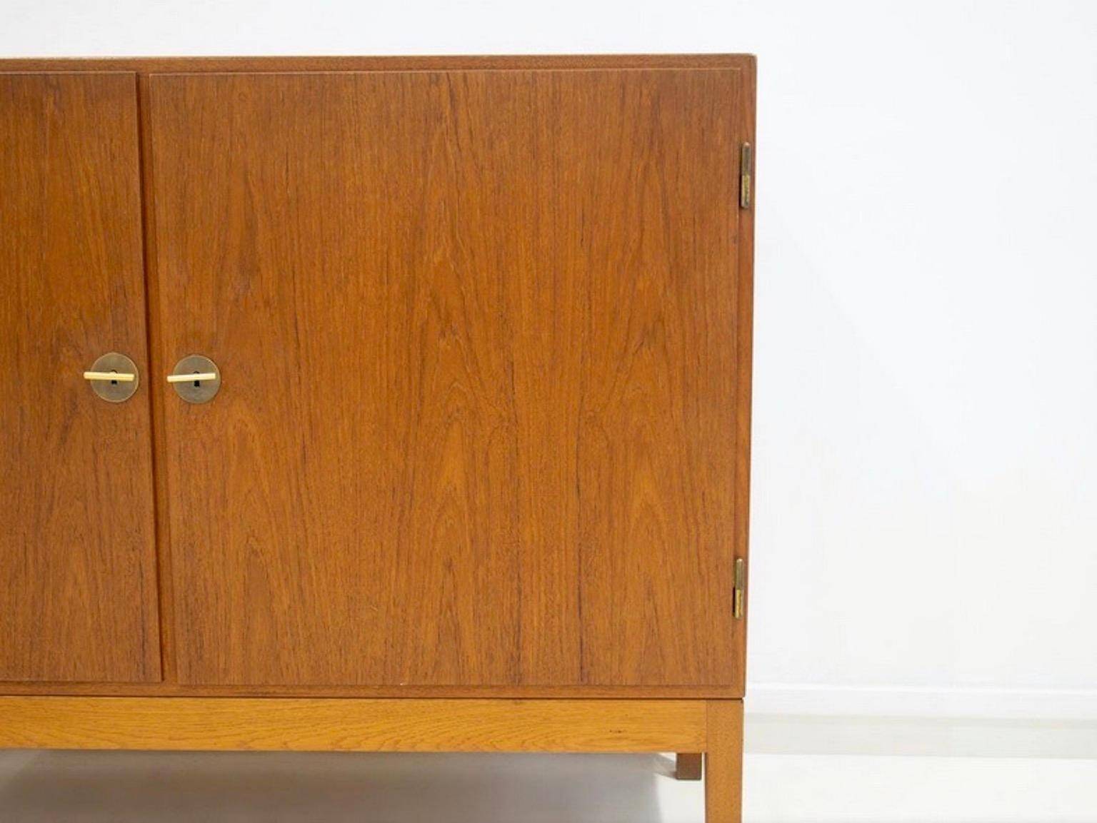 Mid-century teak wardrobe Model 232 by Børge Mogensen