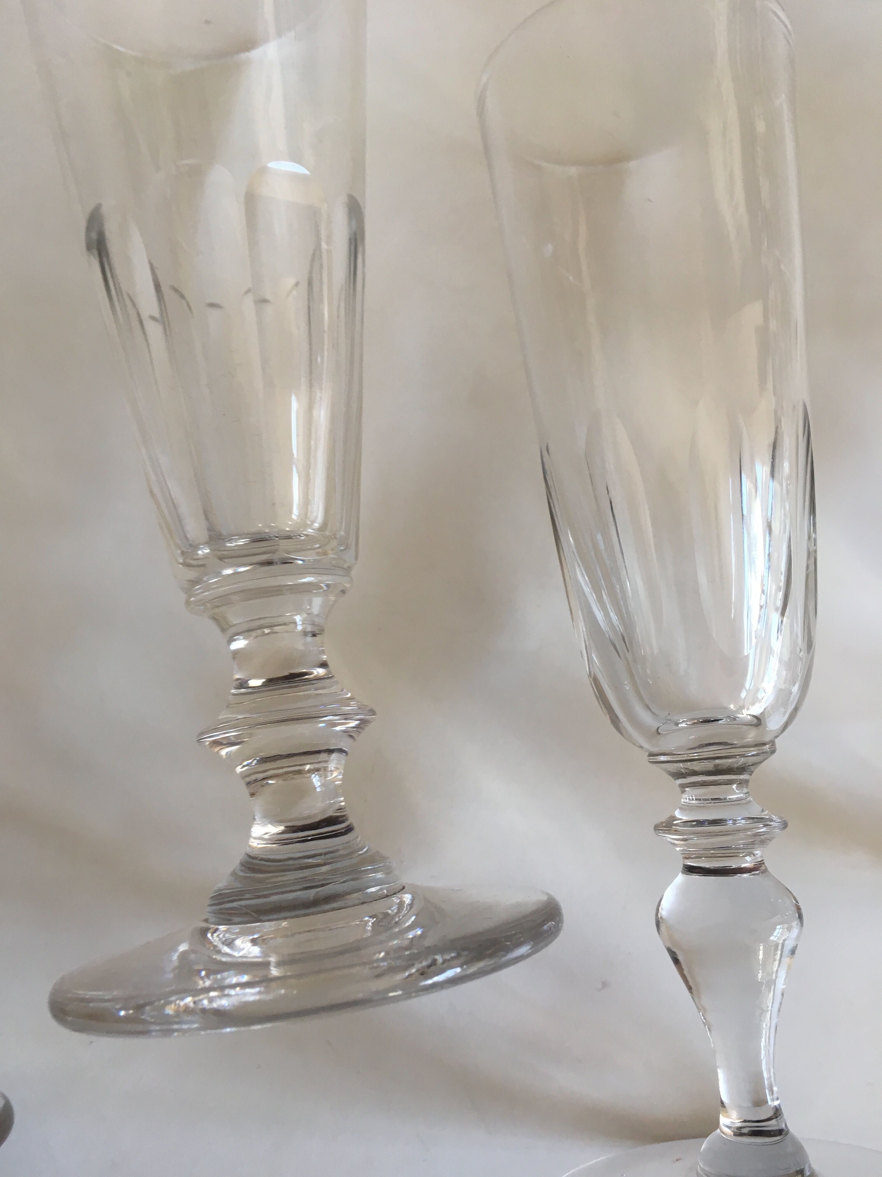 Set of 6 assorted champagne flutes late 19th century cut with cut-offs