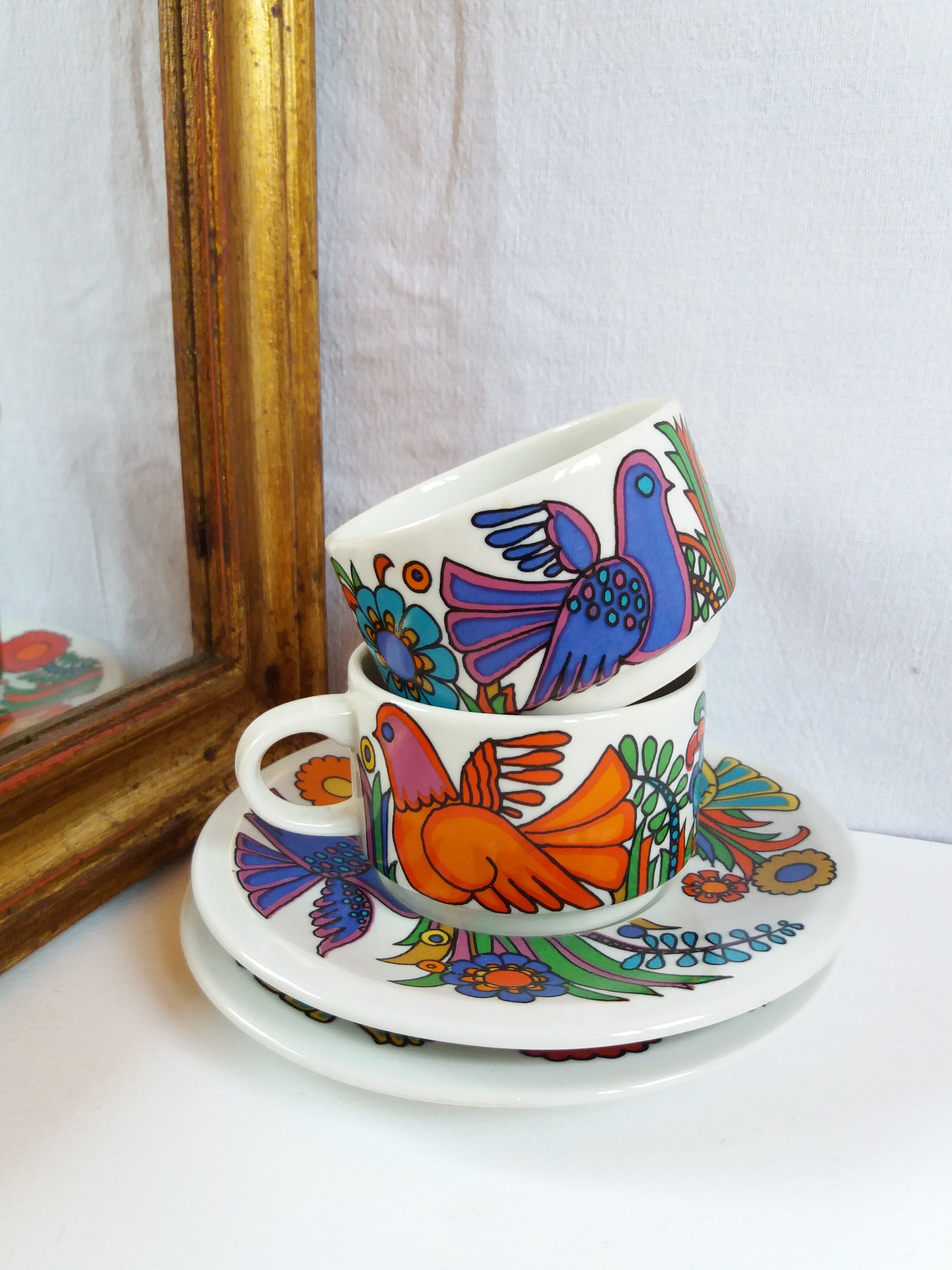 Pair of Acapulco tea cups