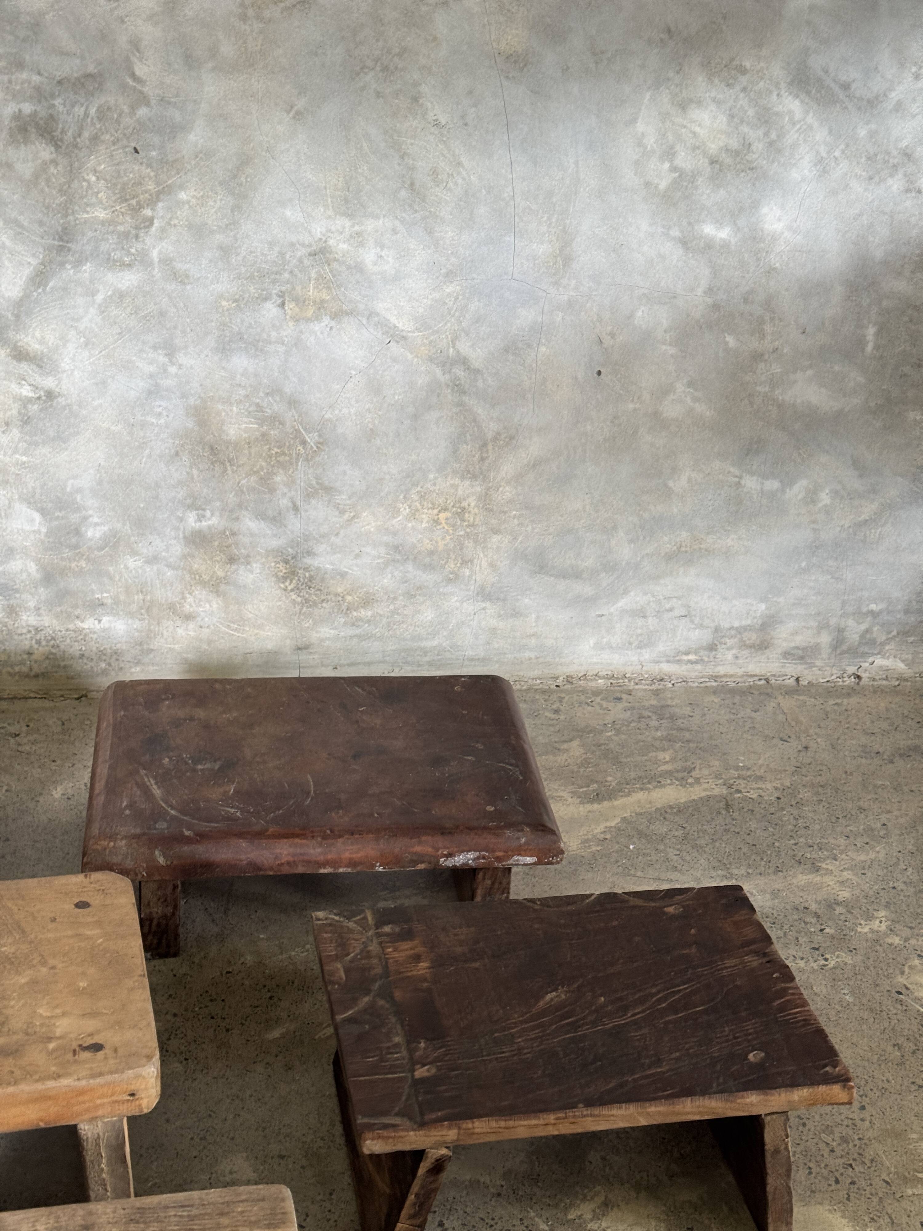 Small auxiliary stool in thick brown upcycled teak (3272)
