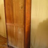 Armoire parisienne