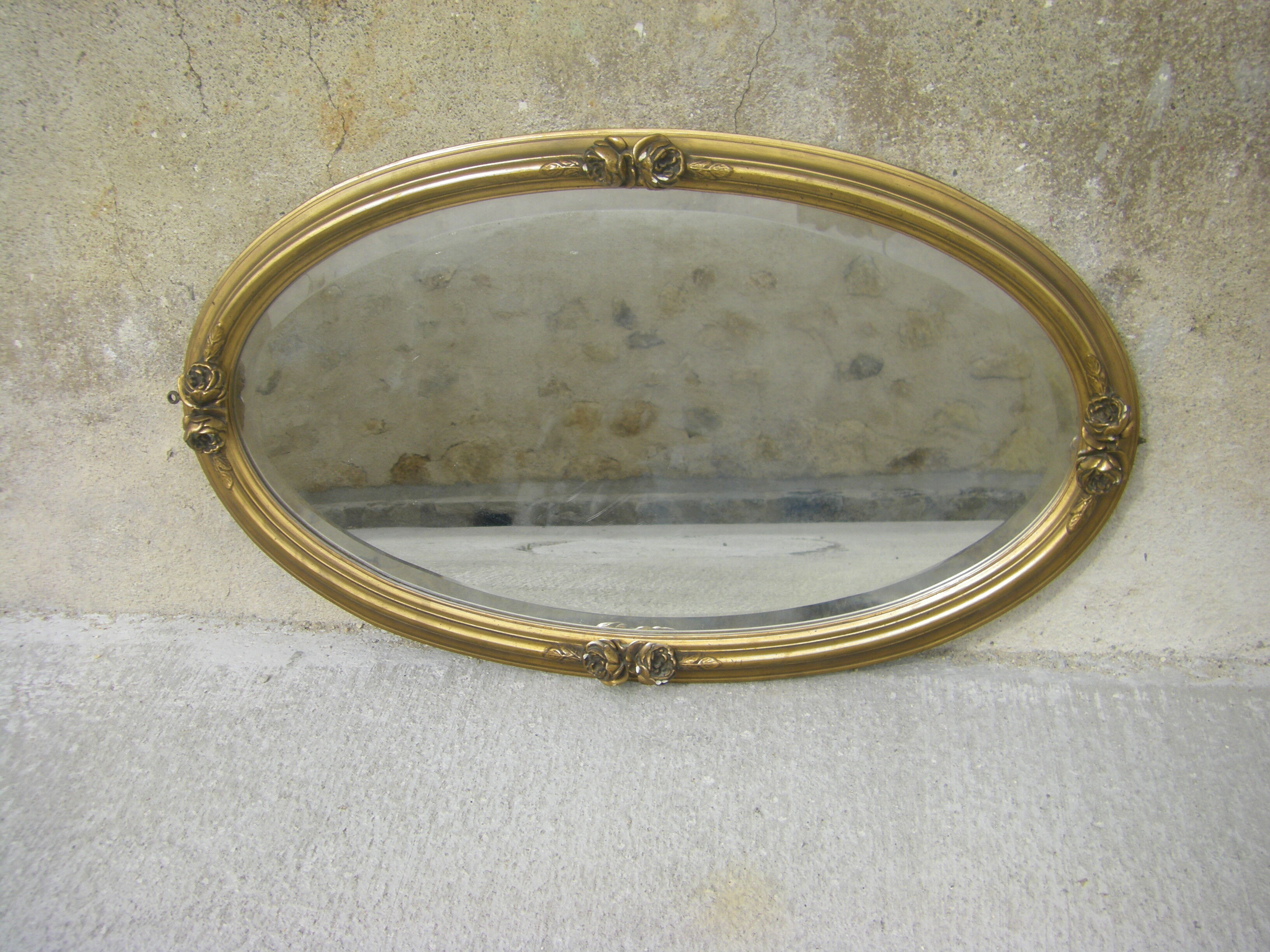 Mirror gilded wood decoration with rose