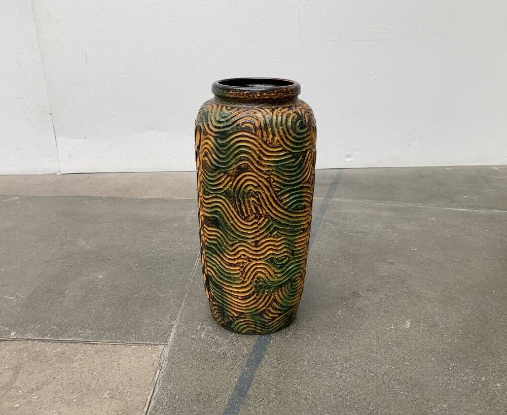 Brutalist pedestal vase by Dümler & Breiden, mid-century, 1960s.
