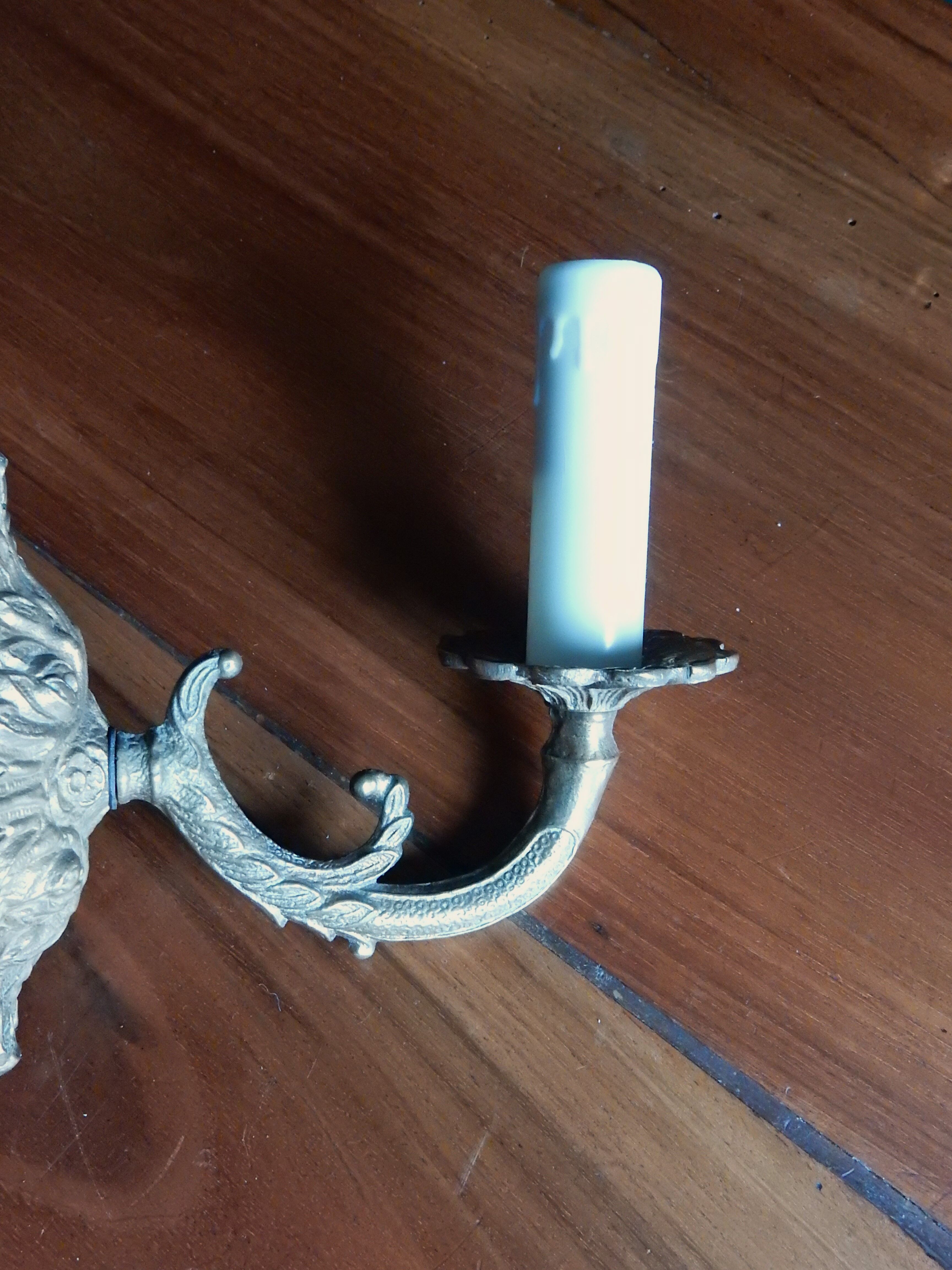 Set of 2 bronze wall chandeliers 1 fire