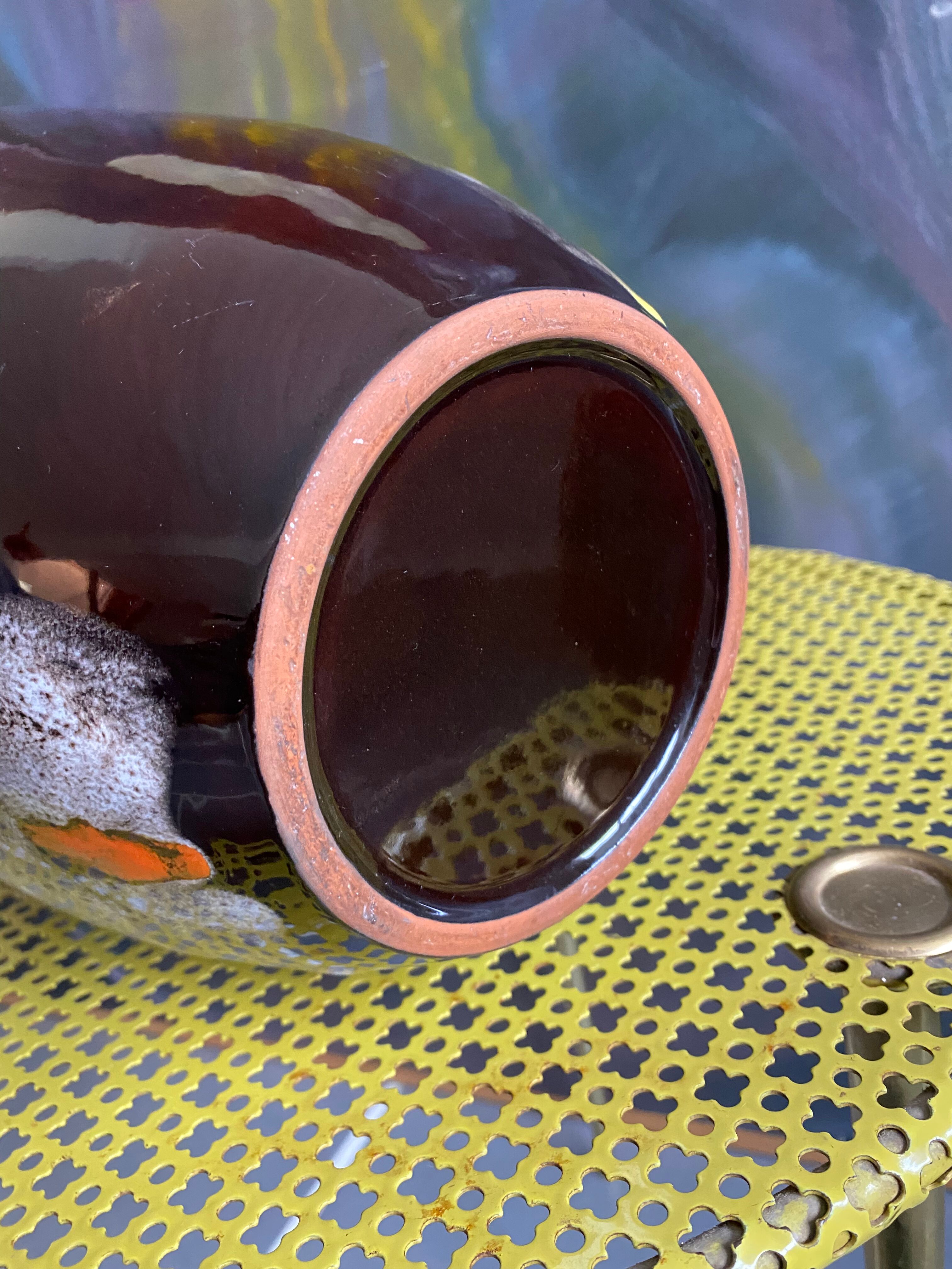 Vintage ceramic pot cache