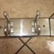 Paire de porte manteaux en aluminium