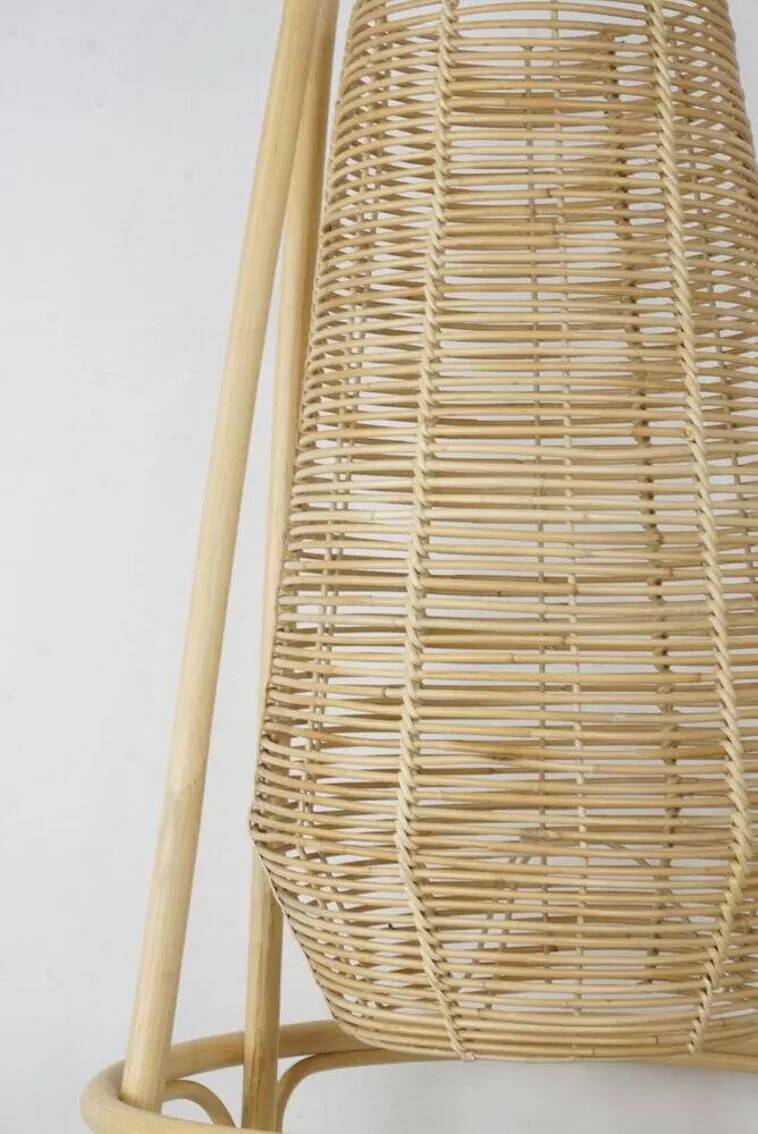 Lampadaire en rotin