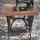 Singer sewing machine
