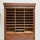 Armoire à rideaux en chêne massif, circa 1930
