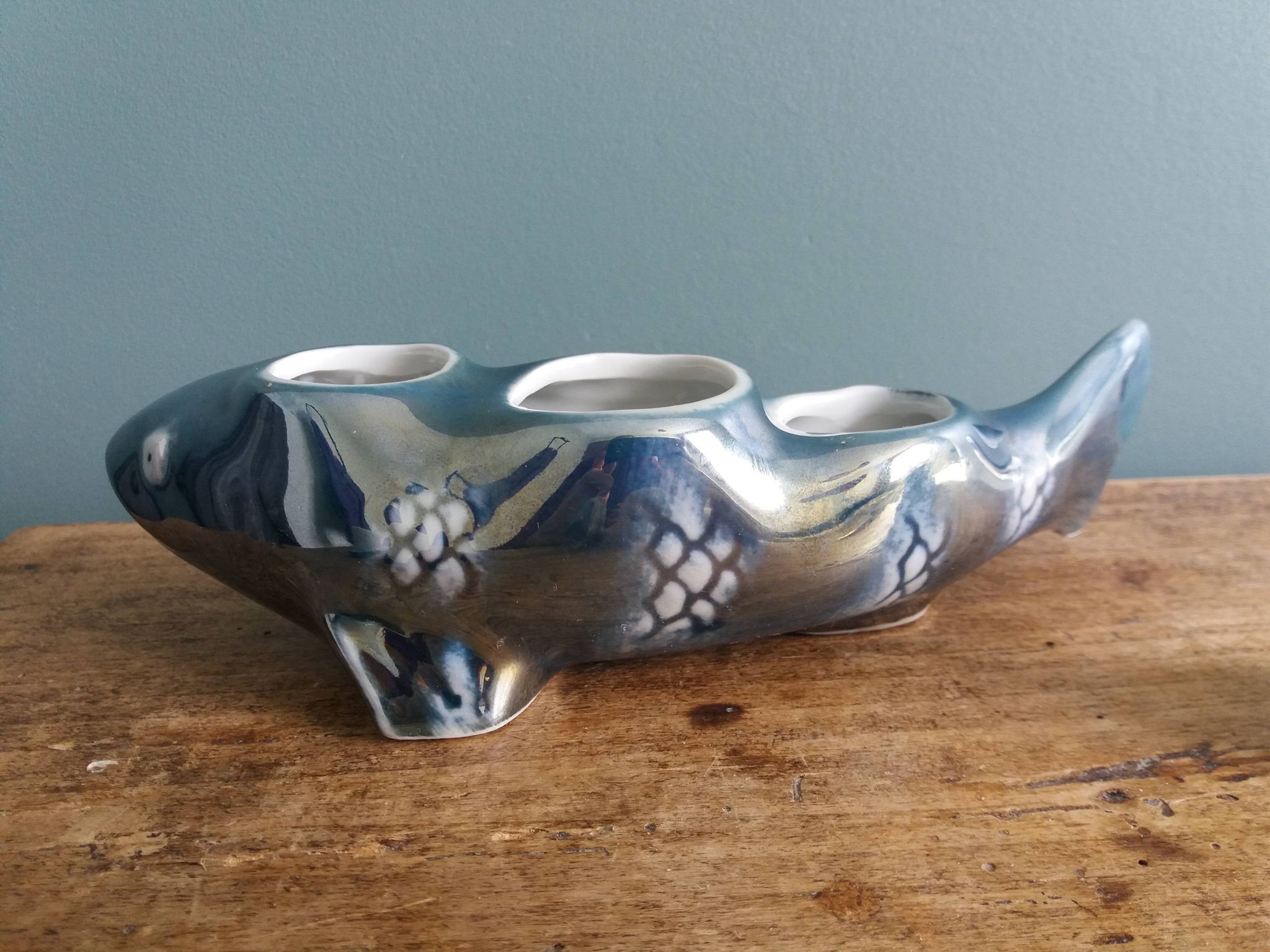 Salière poivrier moutardier zoomorphe, poisson en porcelaine