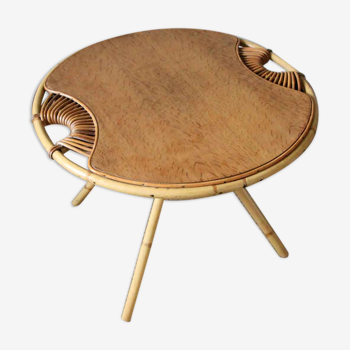 Rattan table