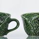 Paire de tasses en barbotine "Feuille de chou" - Caldas da Rainha