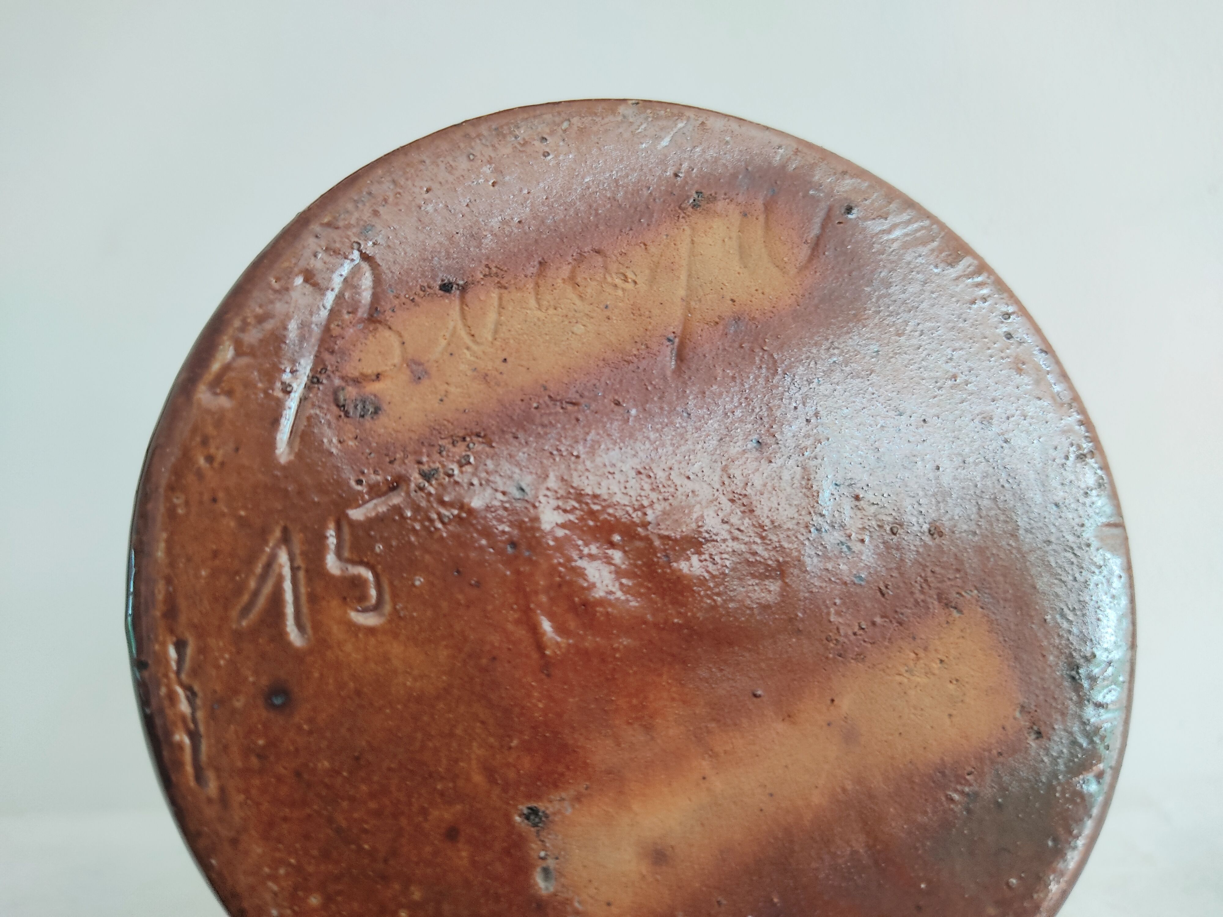 Vase vintage aux oiseaux en grès signé Biran