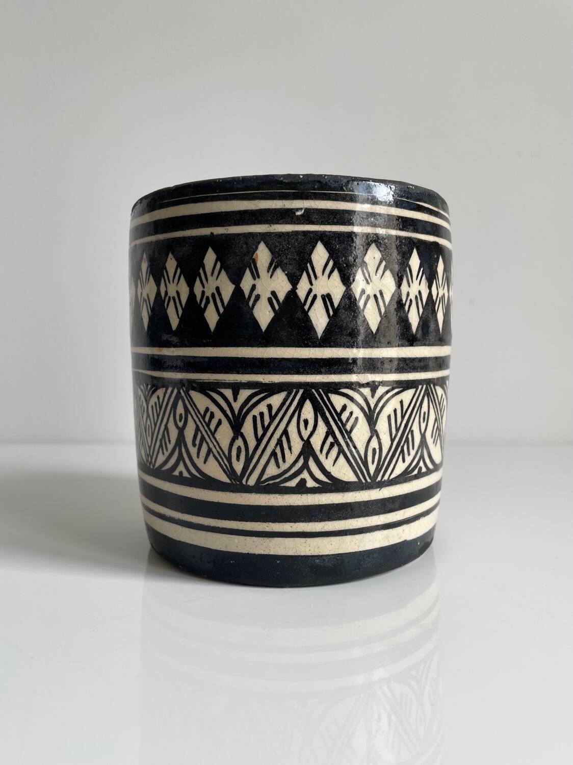 Ceramic pot, Casablanca, mid-20th century