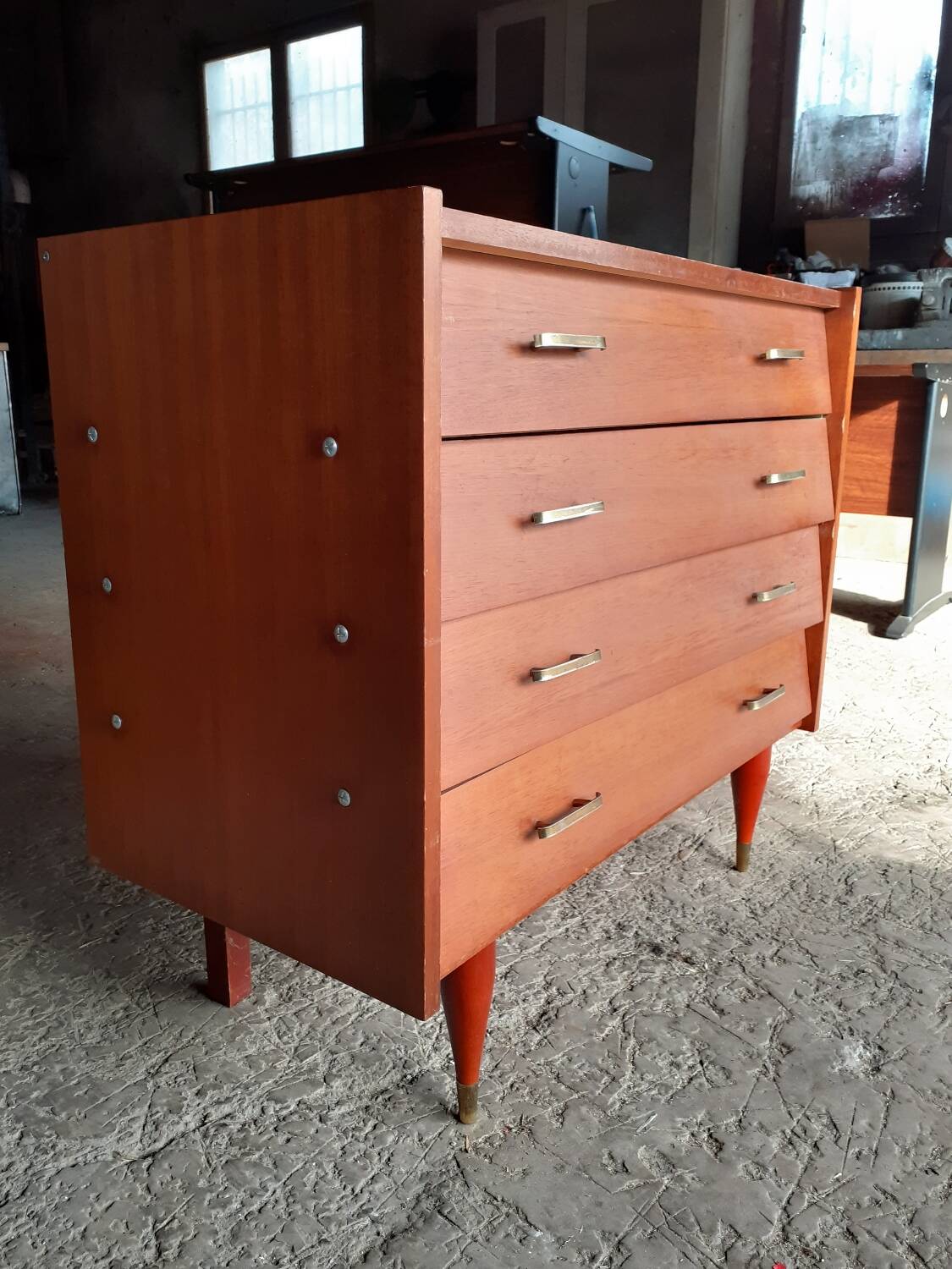 Vintage chest of drawers