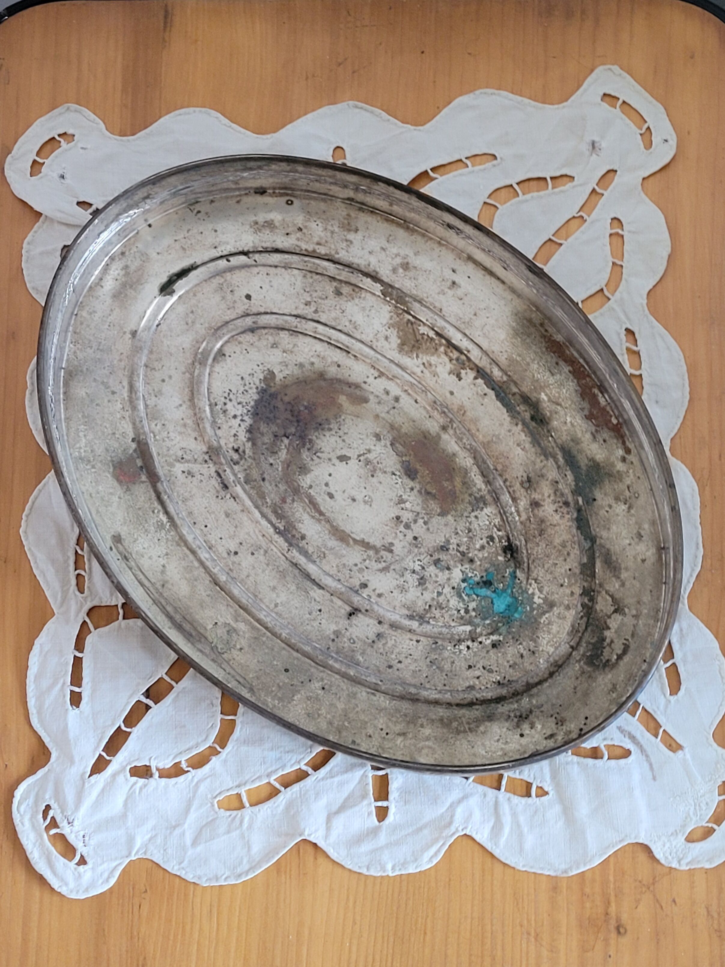 Antique silver metal top