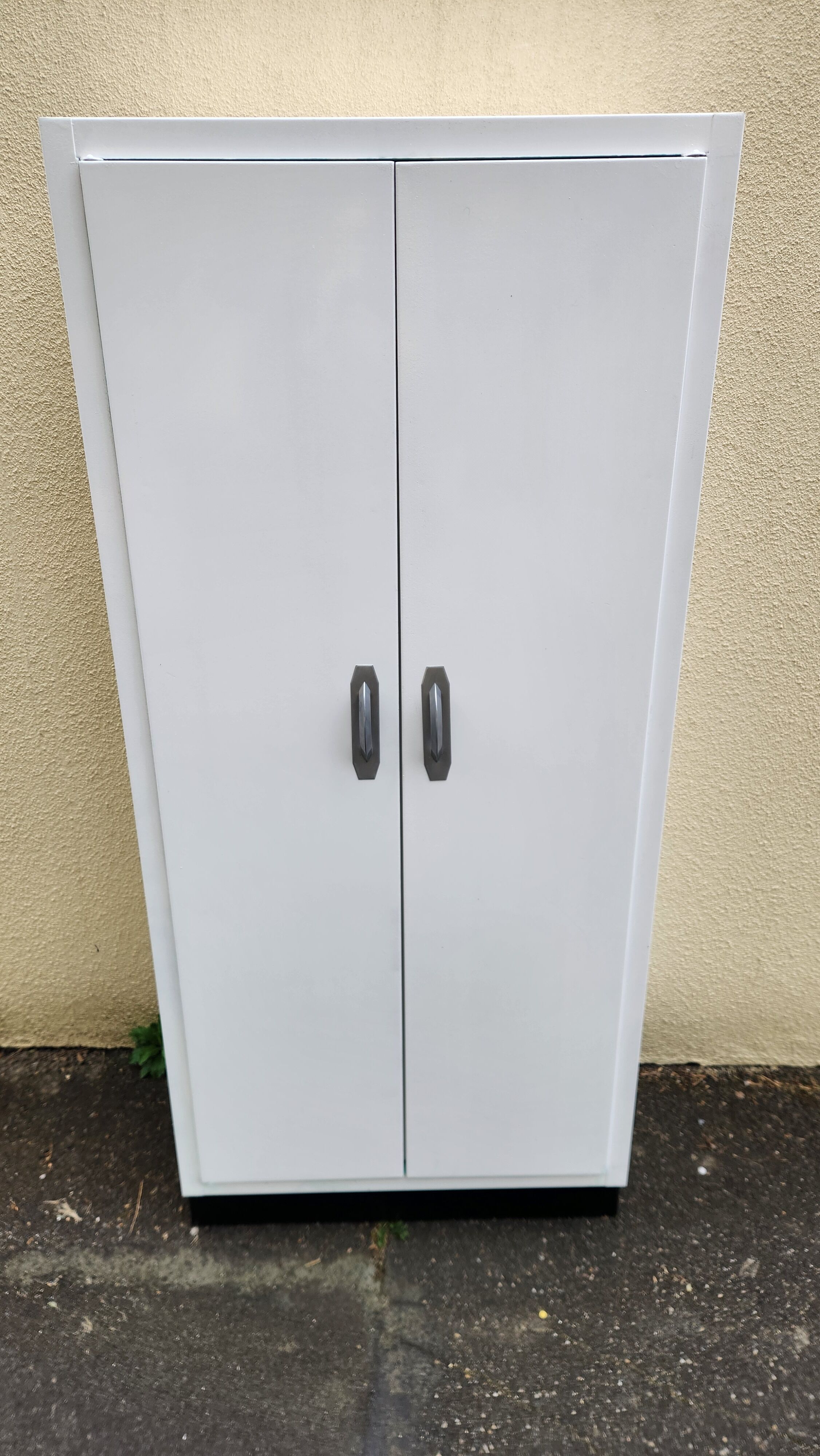 Vintage industrial metal wardrobe 1960-1970