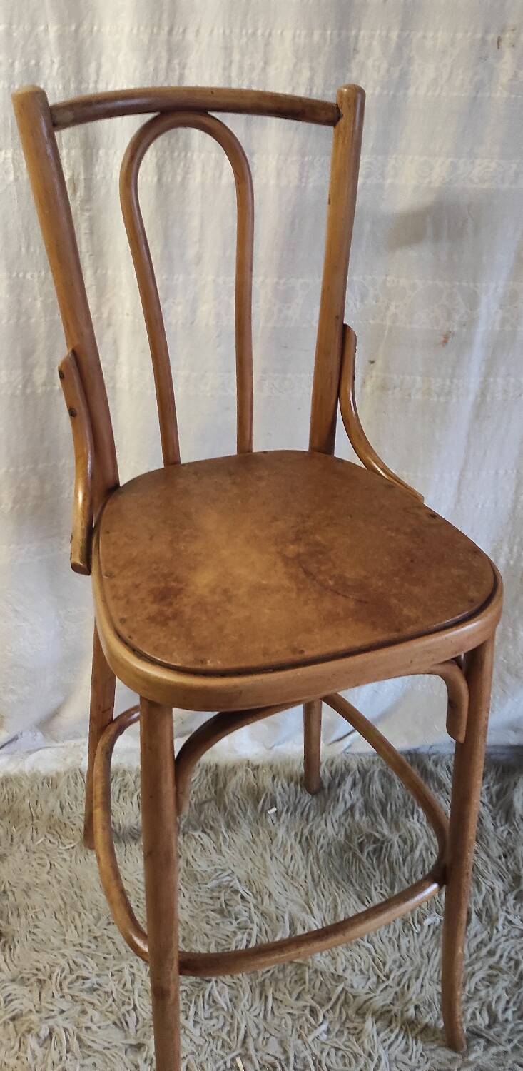 High chair in curved wood - mid. 20th century