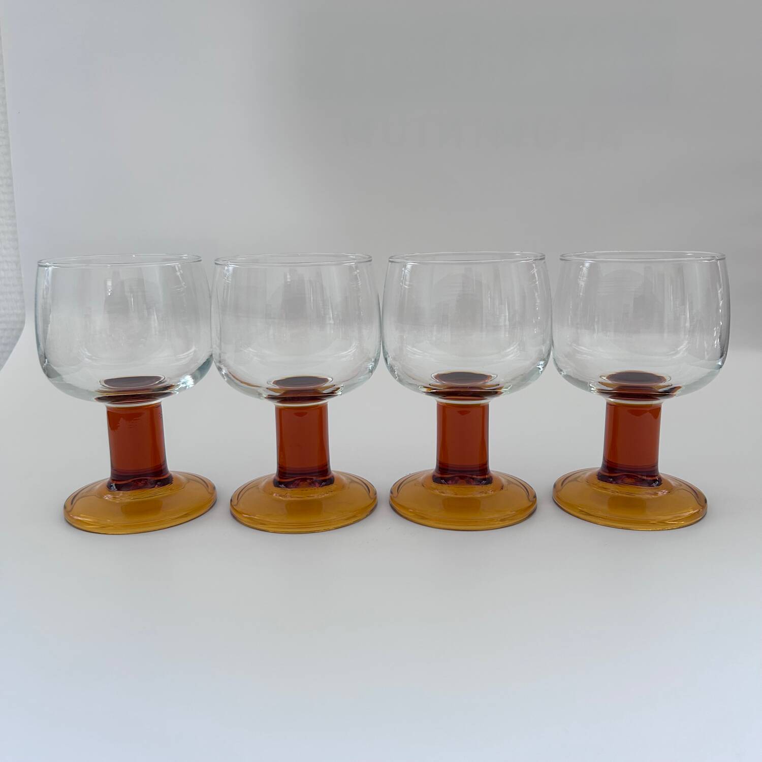 Set of 4 amber stem glasses
