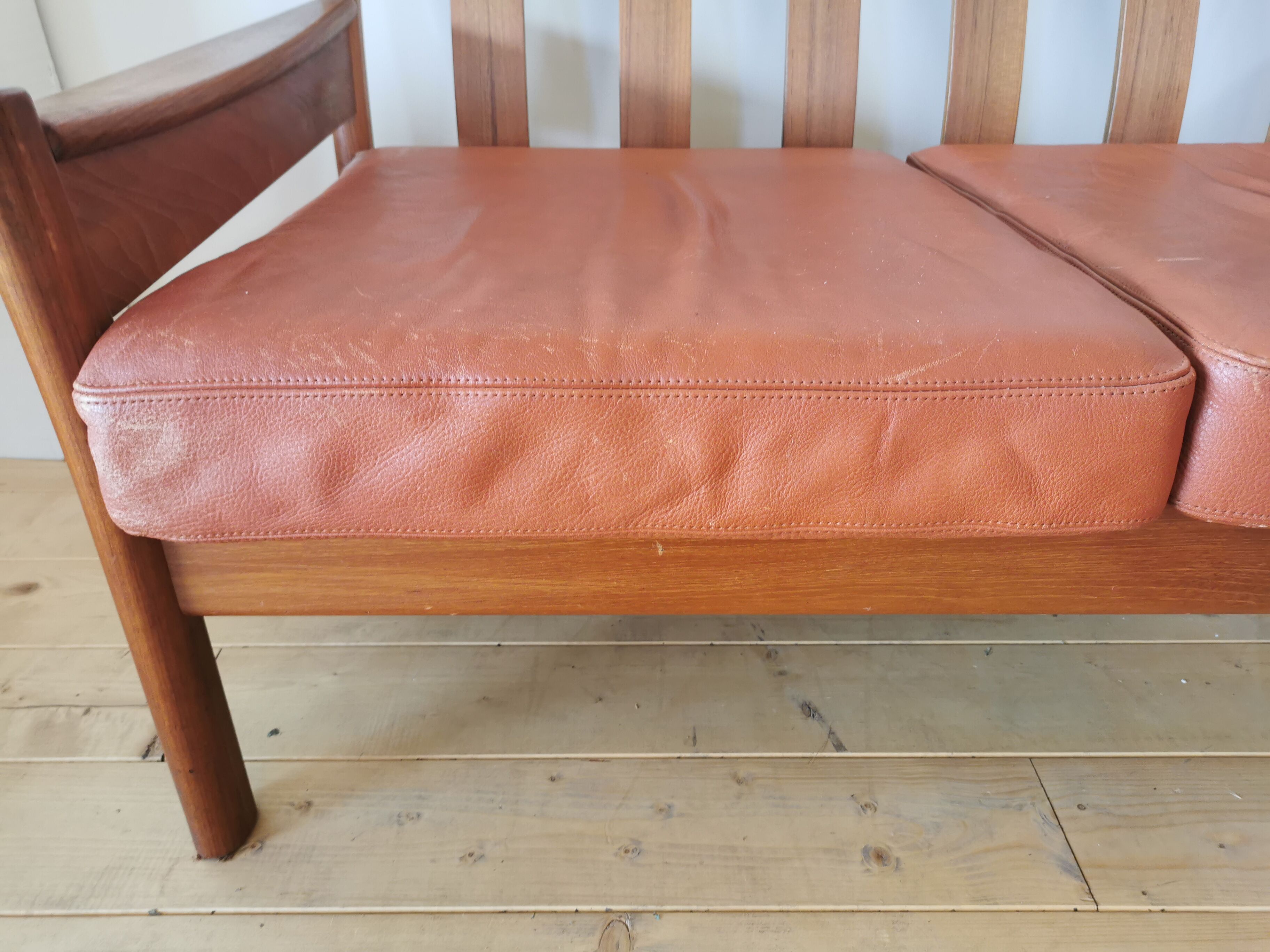 Dyrlund leather sofa from the 60s