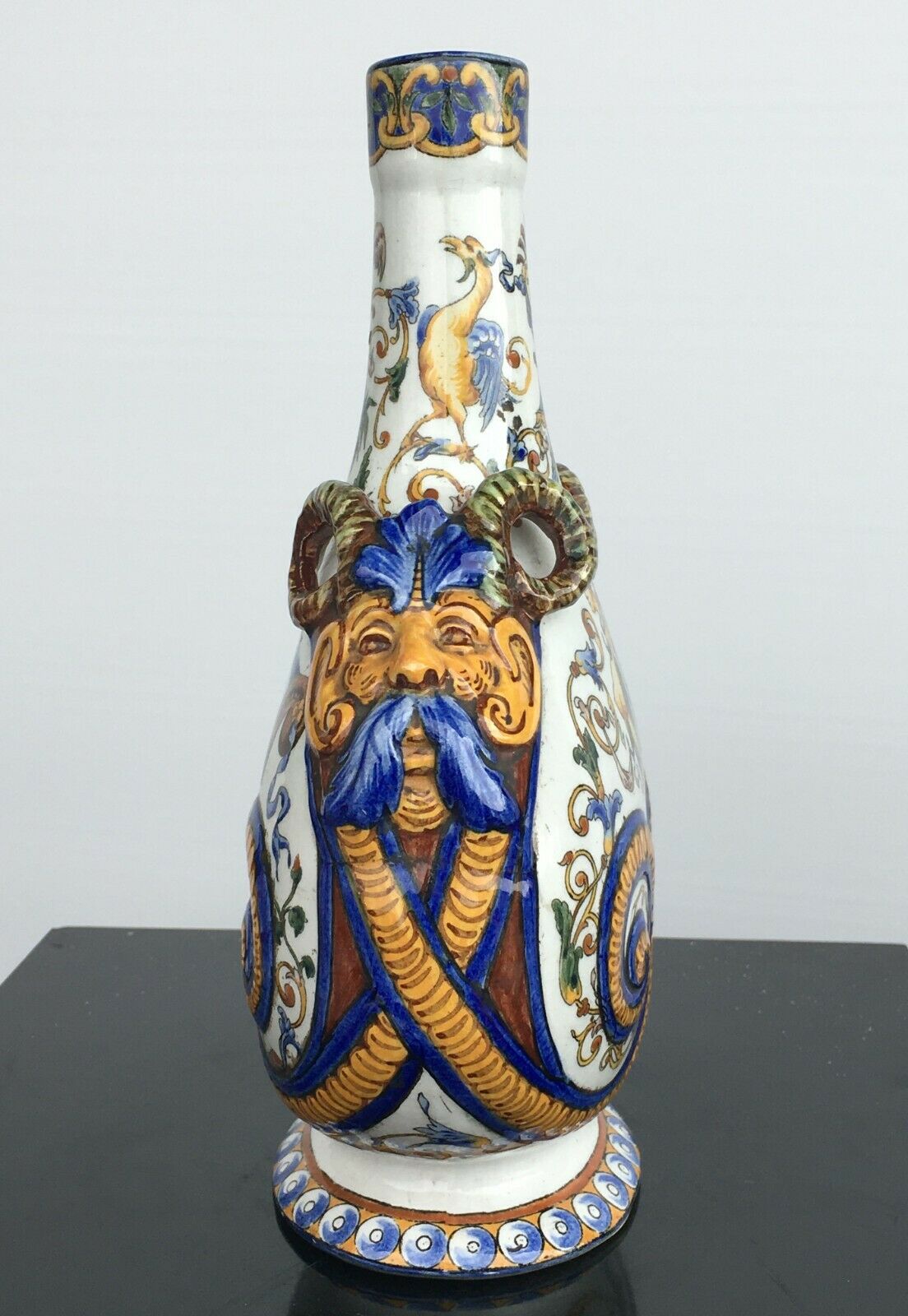 19th-century Venetian renaissance-style house décor