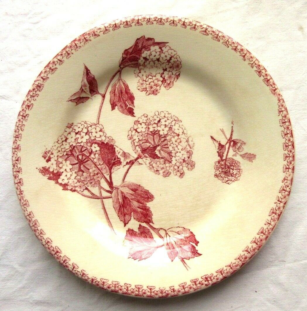 Assiette plate Art Nouveau en rose, porcelaine, modèle Prairial de GIEN