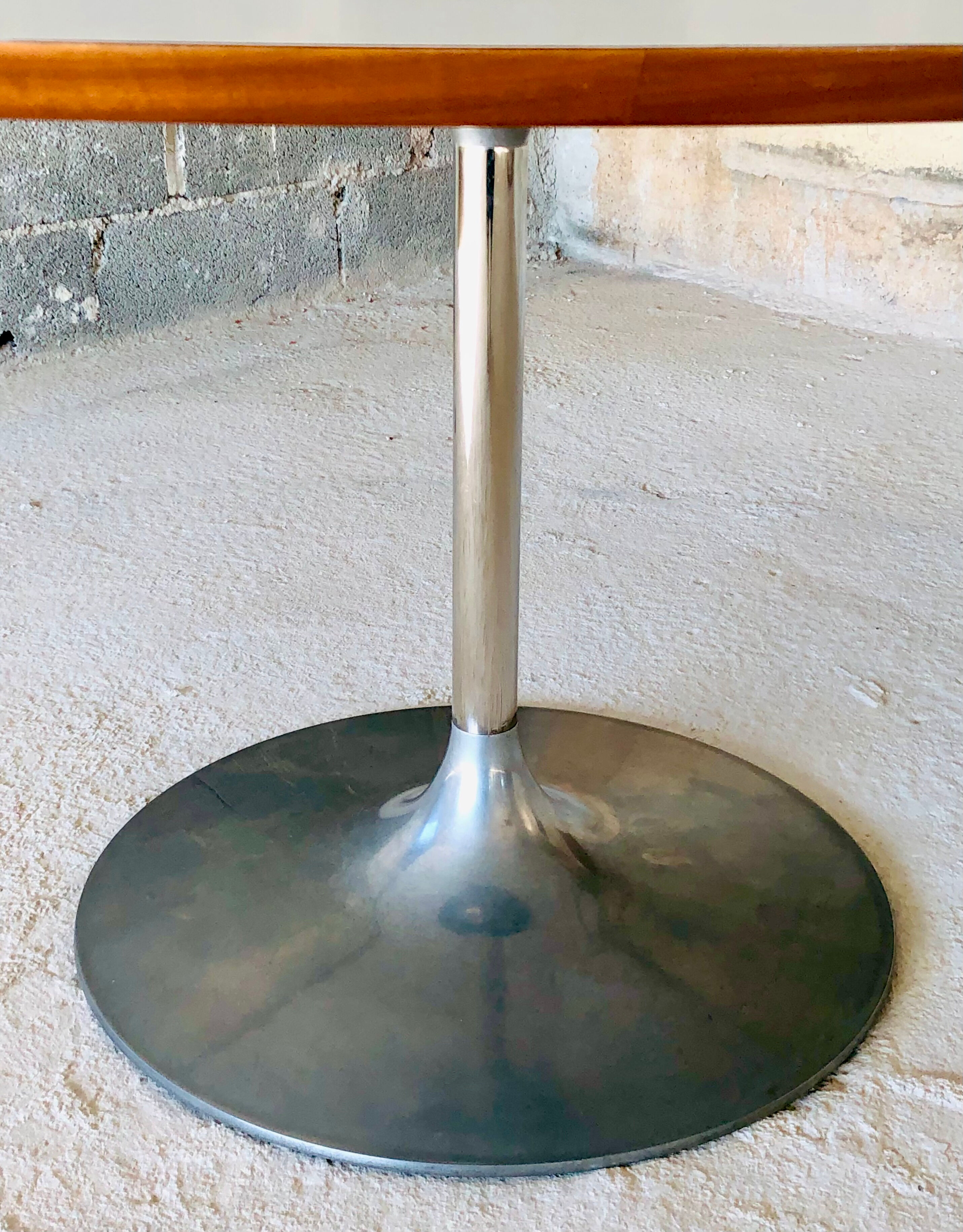 Dining table "Circle" by Pierre Paulin for Artifort, France 60s