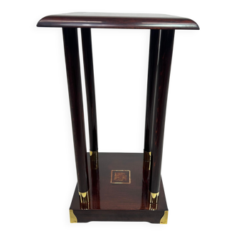 Secession pedestal in mahogany