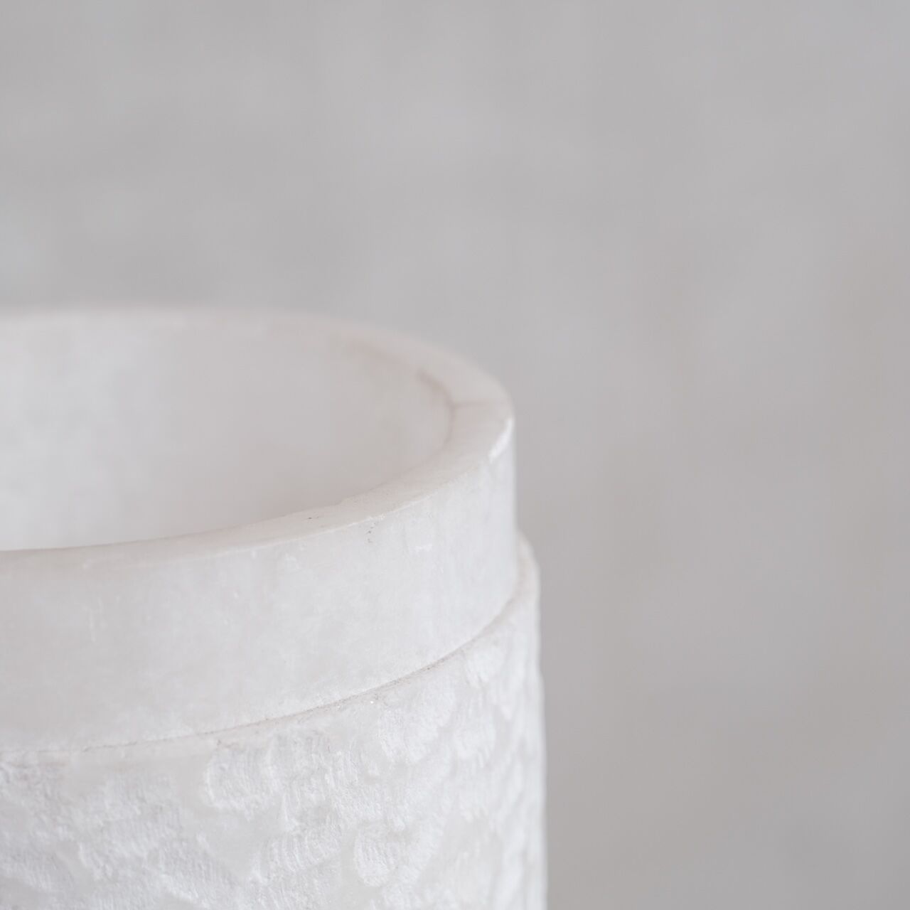 Alabaster french mid-century table lamp