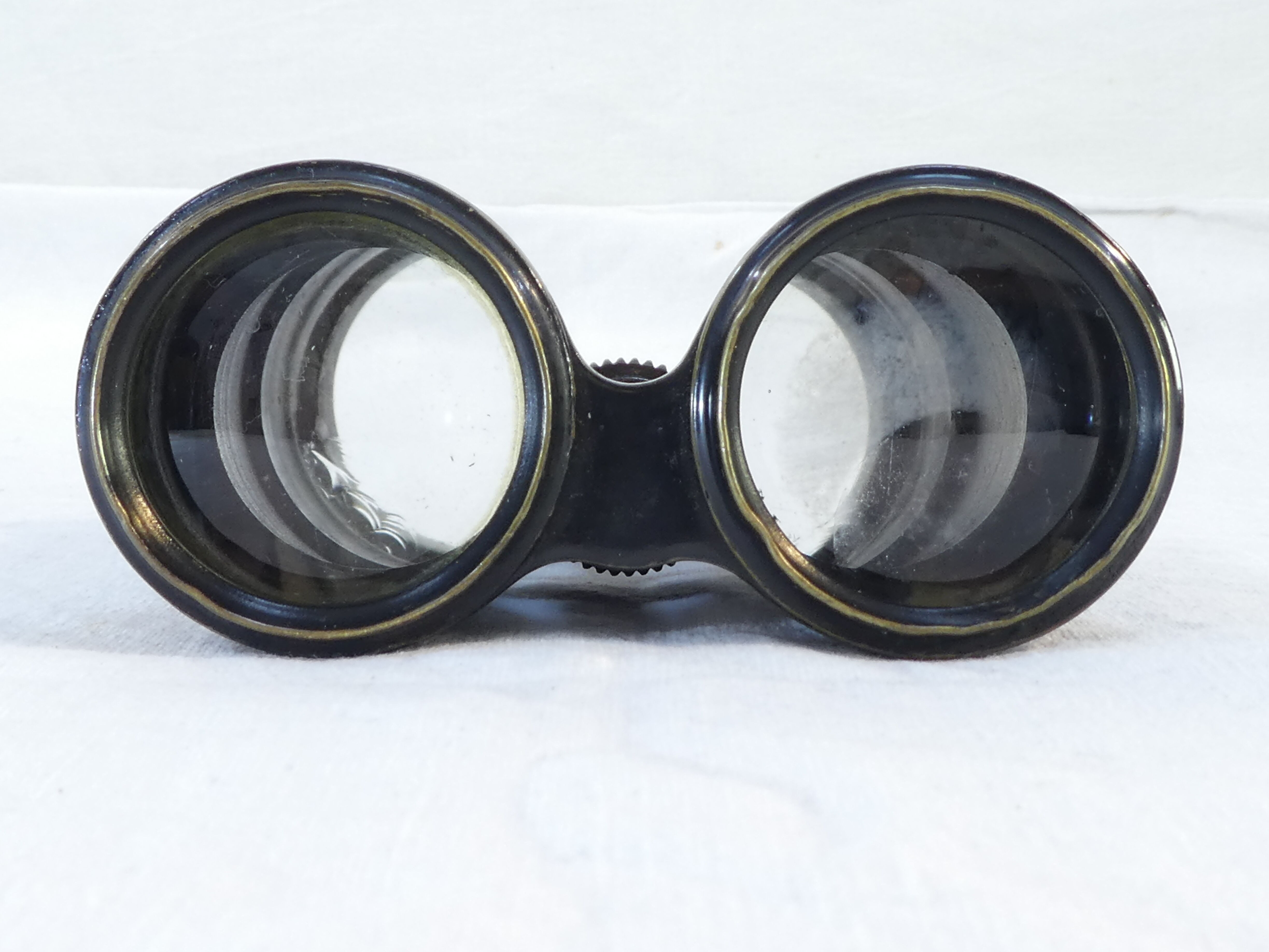 Superior military twin duval elder optician Annecy