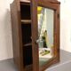 Armoire à pharmacie
