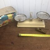 Old toy merchant scale