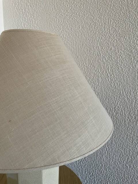 Lamp with natural lampshade