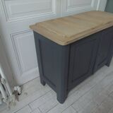 Small low Parisian sideboard re-enchanted in slate gray, medium oak waxed top.