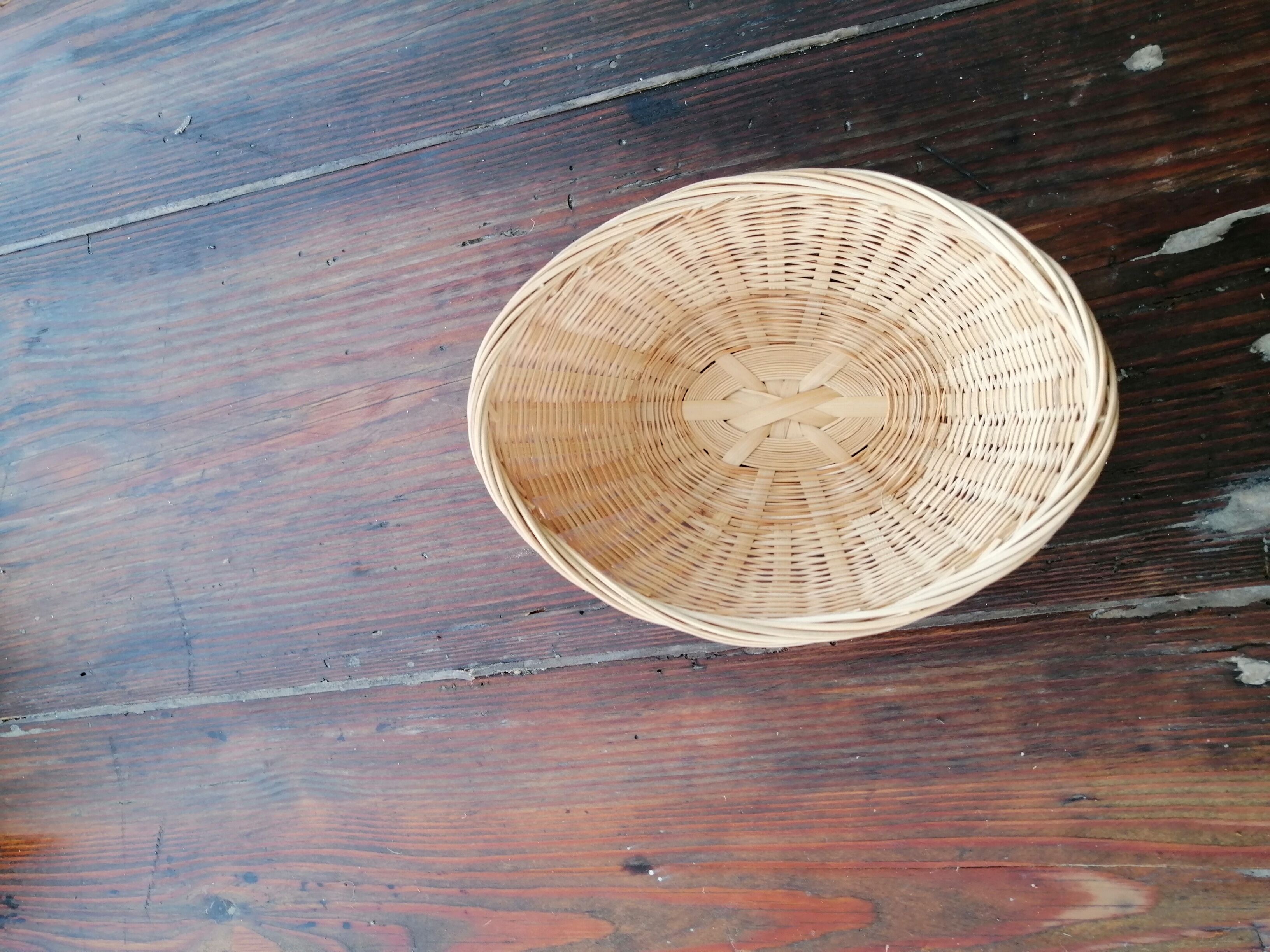 Set of 12 wicker restaurant bread baskets