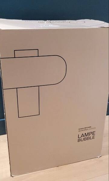 Dimensions : H40 x L40 x P26 Couleur : chrome Matériaux : Argent (matériau)