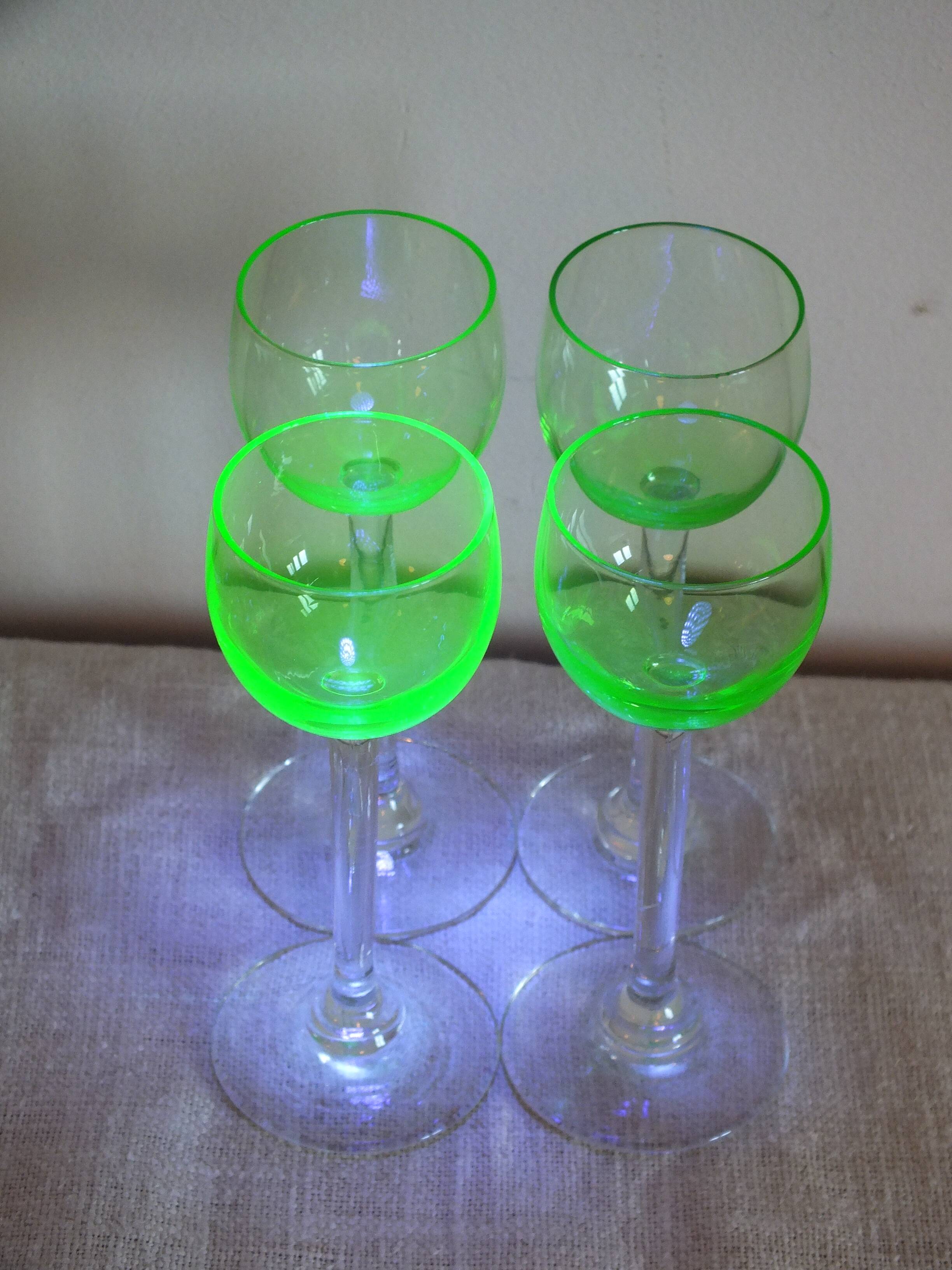 4 old uraline liqueur glasses