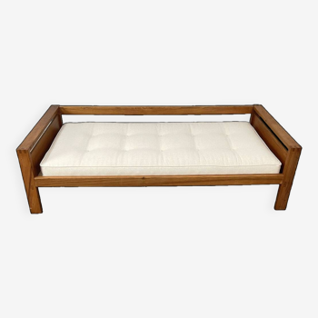 Pierre Chapo daybed in solid elm