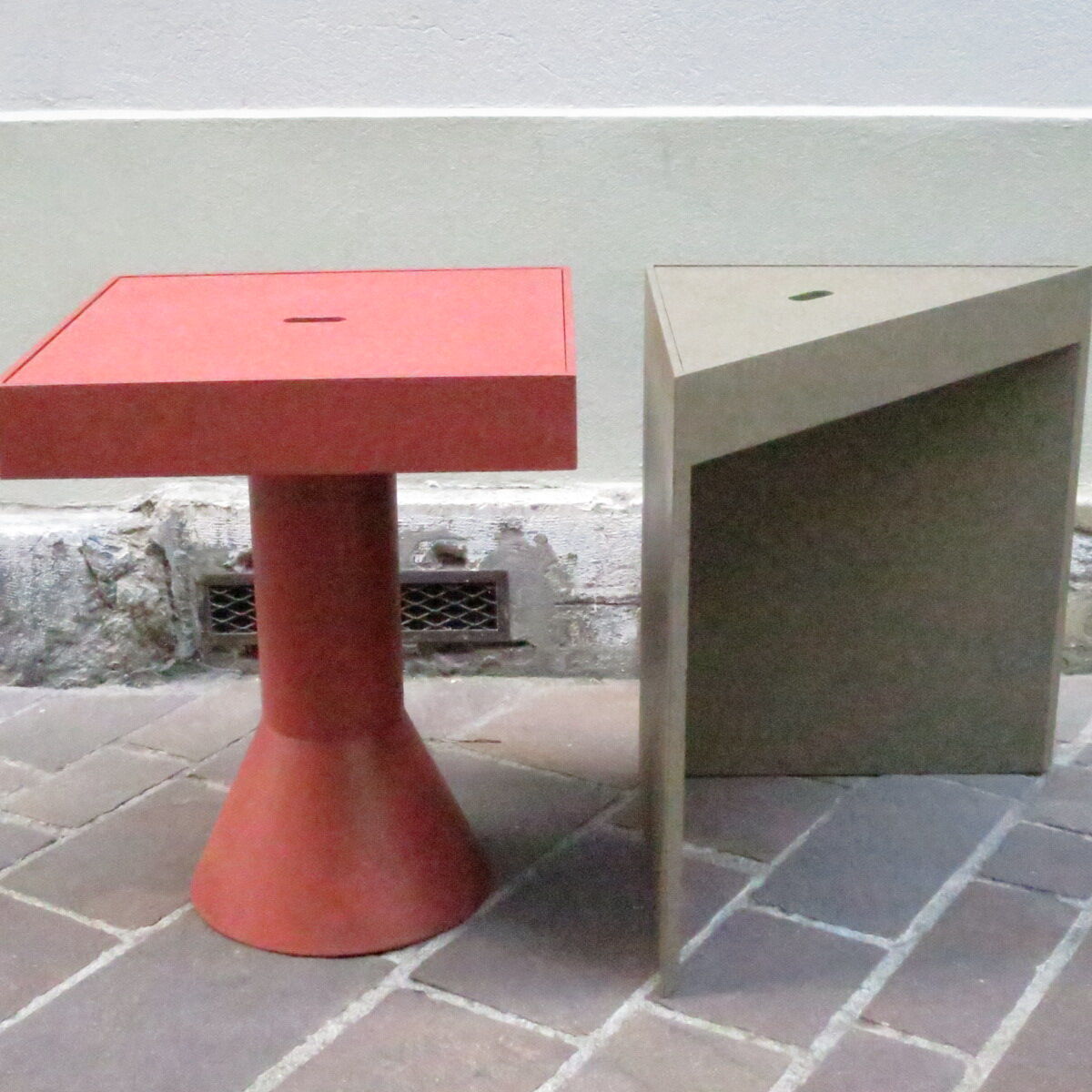 Red Table Massimo Morozzi Tangram 1983 Cassina