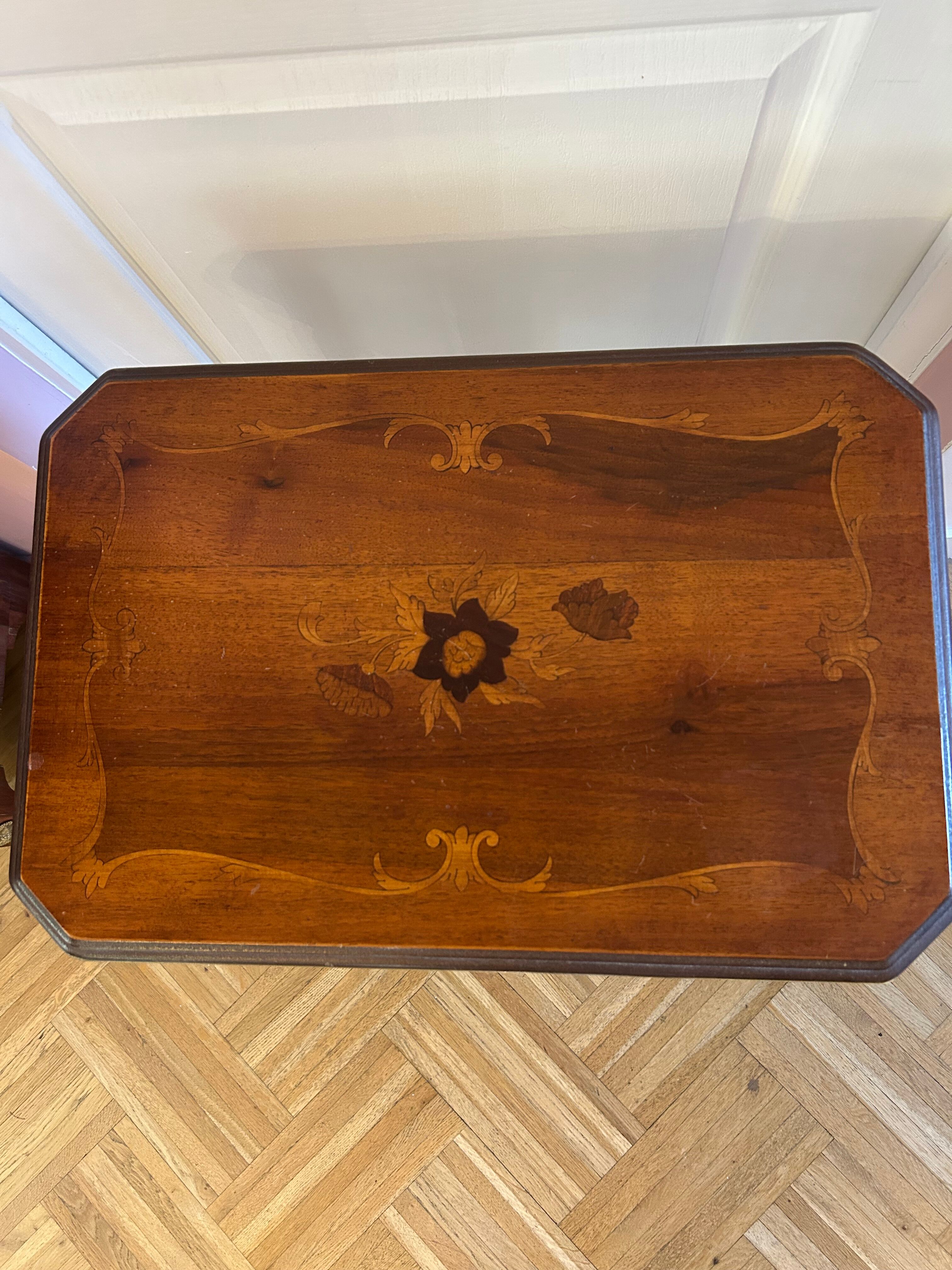 Napoleon III gueridon in floral marquetry and caning