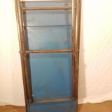 Folding table