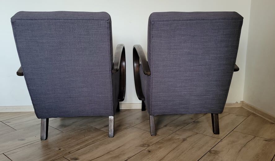 A pair of armchairs, design by J. Halabala, Czechoslovakia, 1930s.