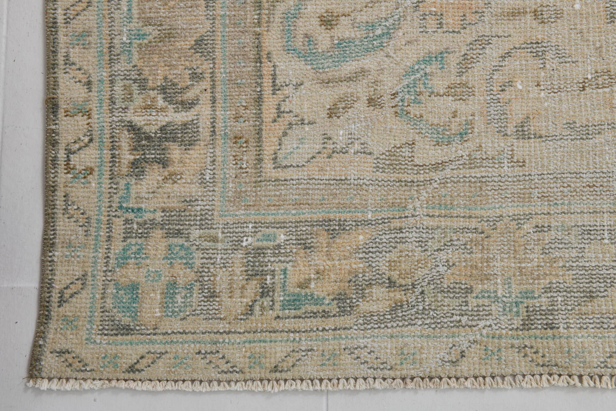 7x10 Light Yellow & Beige Vintage Rug 203x297Cm SK 21426